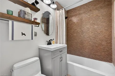 $725,000 | 1343 Jambalana Lane, Fort Myers, FL 33901