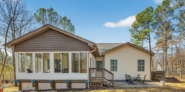 $480,000 | 1133 Farmers Branch Road, Willow Spring, NC 27592