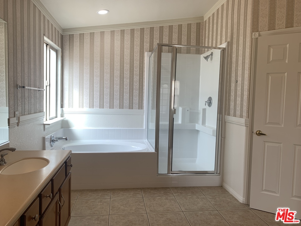 18613 Cocqui Road Apple Valley, CA 92307 - Photo 10 of 13 Gallery Image 10