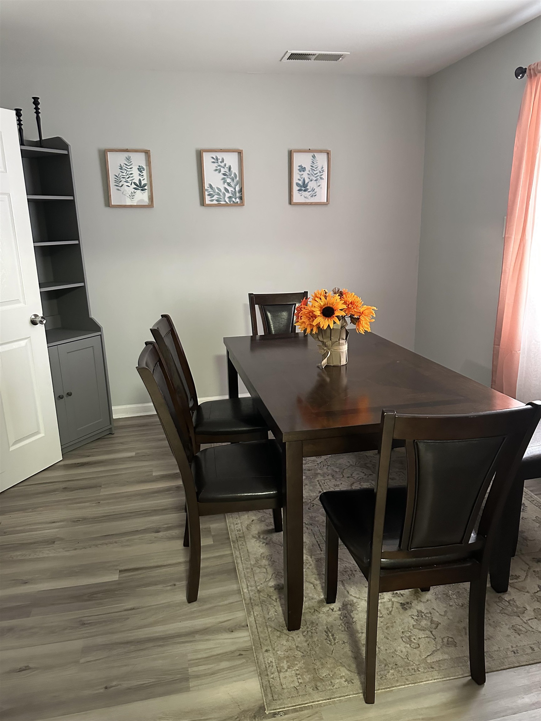 710 Vaughn Road Memphis, TN 38122 - Photo 4 of 18 Dining room featuring light wood-style flooring