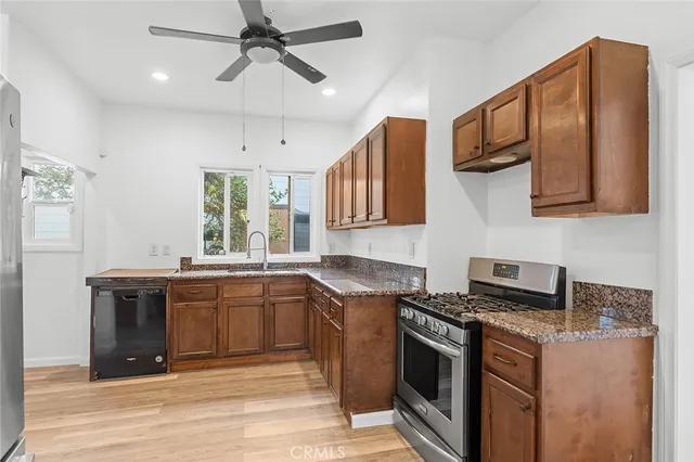 $4,150 | 1339 West Temple Street, Echo Park, CA 90026