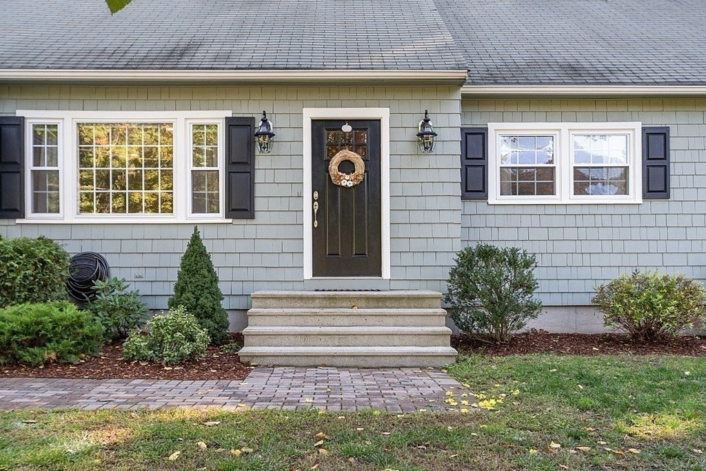 5 Higate Road Chelmsford, MA 01824 - Photo 2 of 30