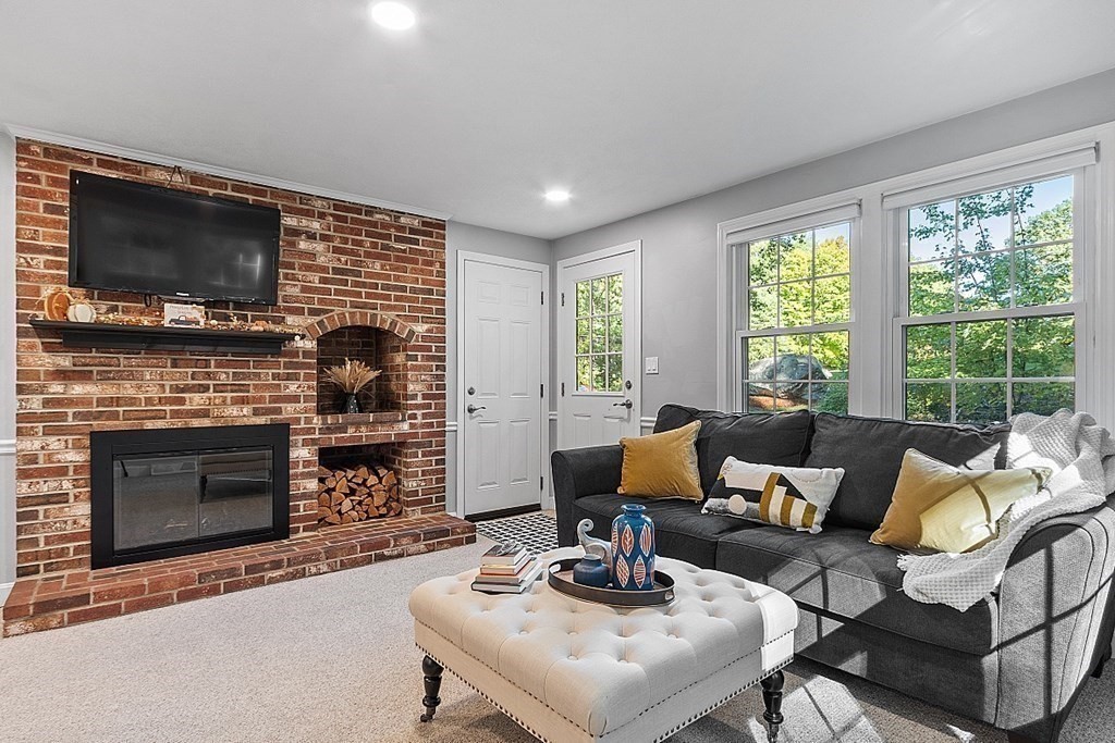 5 Higate Road Chelmsford, MA 01824 - Photo 8 of 30