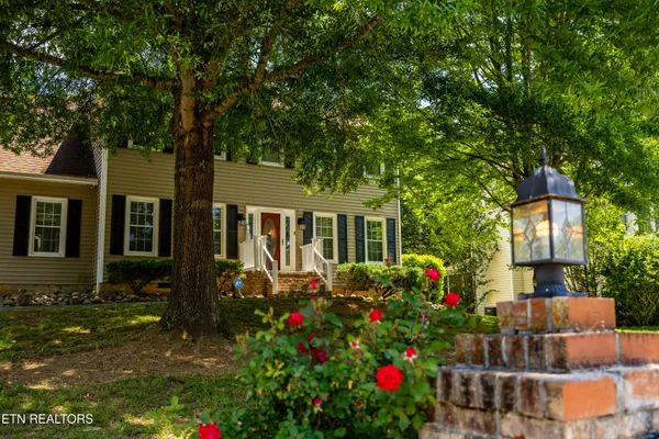 $459,900 | 7720 Gracemont Boulevard, Knoxville, TN 37938