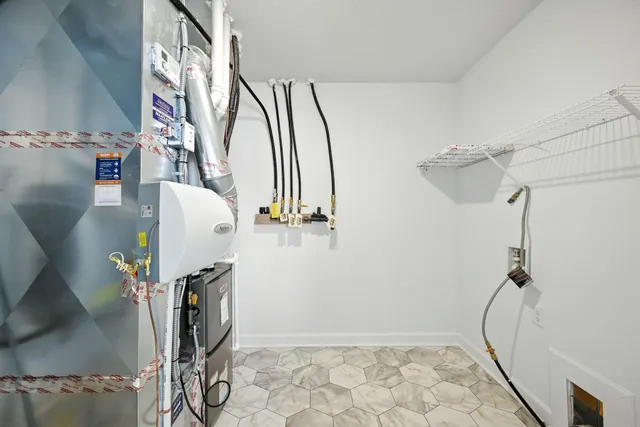 $389,750 | 180 HUNTINGTON Drive, Waconia, MN 55387