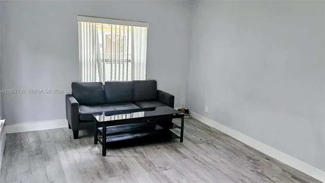 $9,000 | 2953 Northwest 10th Court, Unit MAIN, Fort Lauderdale, FL 33311