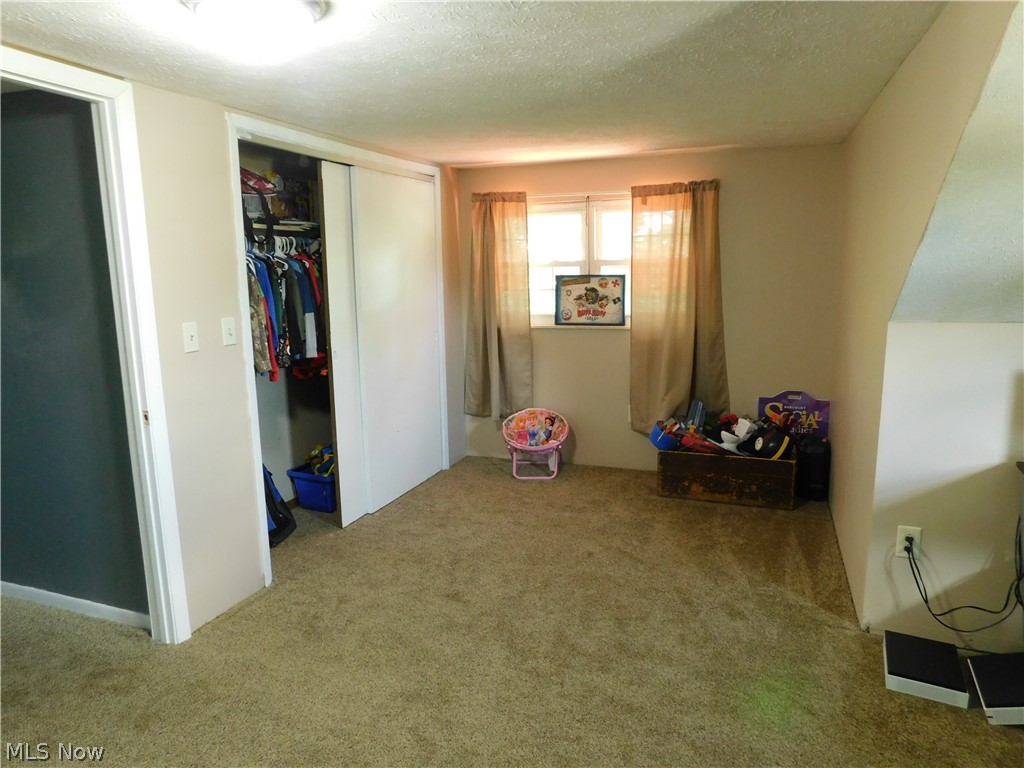31 Pine Run Road Washington, WV 26181 - Photo 20 of 25 View of the closet and cove area in bedroom 4.