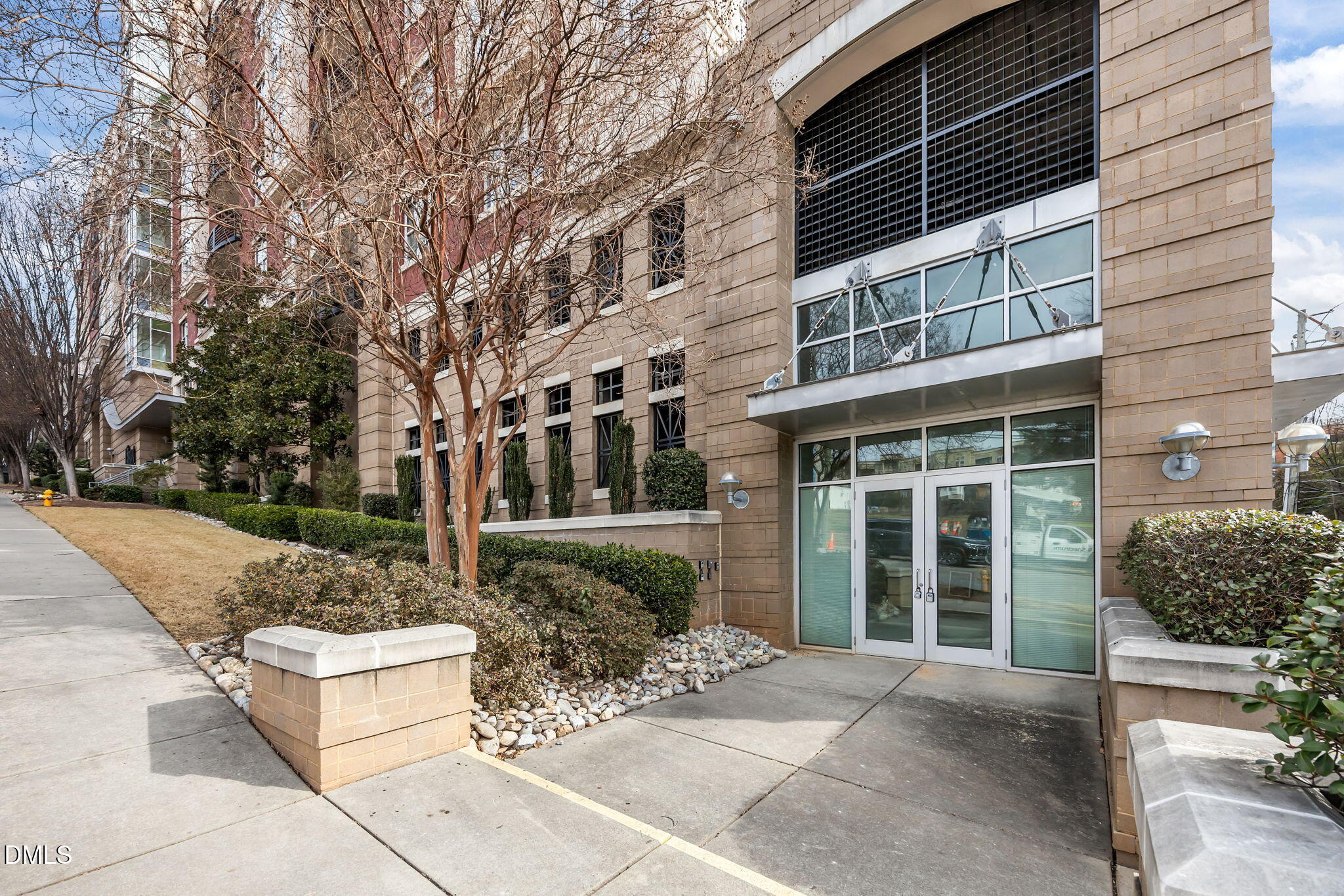 618 North Boylan Avenue, Unit 702 Raleigh, NC 27603 - Photo 37 of 42 a view of a lobby with a bench