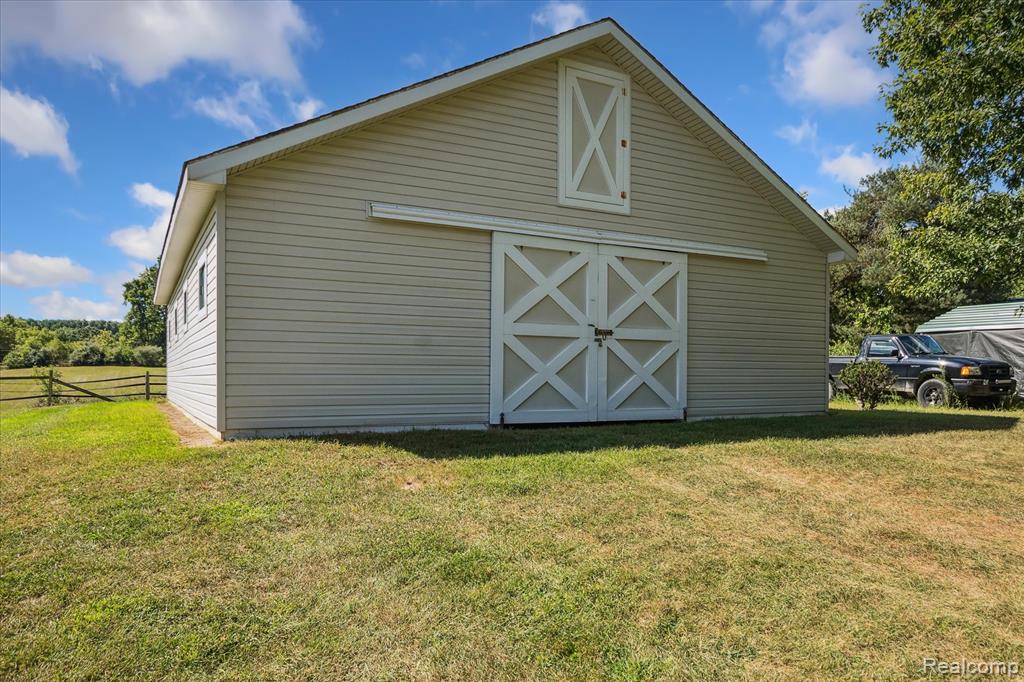 1202 Garden Road Milford, MI 48381 - Photo 35 of 54 Gallery Image 35
