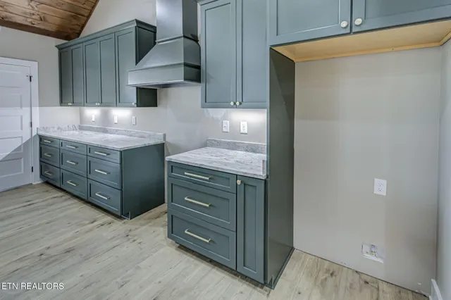 $698,000 | 816 Majestic Mtns Boulevard, Walland, TN 37886