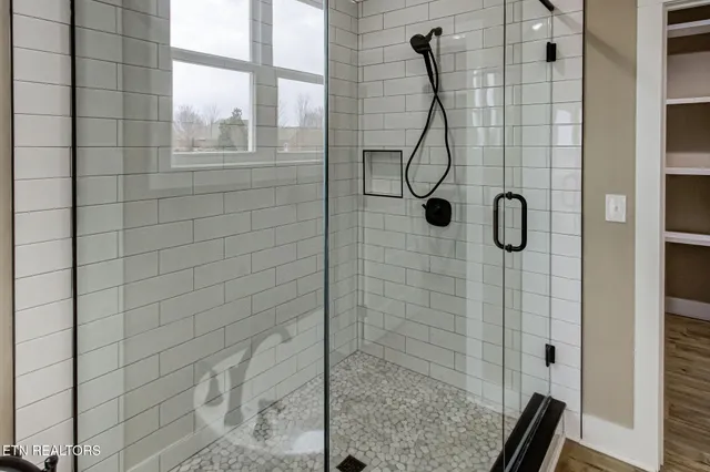 $698,000 | 816 Majestic Mtns Boulevard, Walland, TN 37886