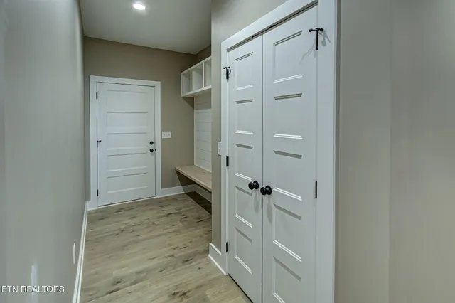 $698,000 | 816 Majestic Mtns Boulevard, Walland, TN 37886