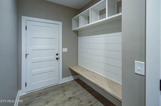 $698,000 | 816 Majestic Mtns Boulevard, Walland, TN 37886