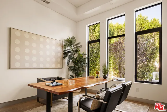 $20,000 | 4445 Camellia Avenue, Studio City, CA 91602