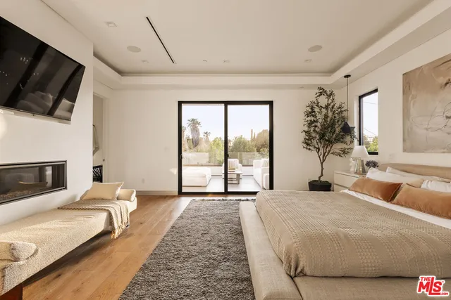 $20,000 | 4445 Camellia Avenue, Studio City, CA 91602