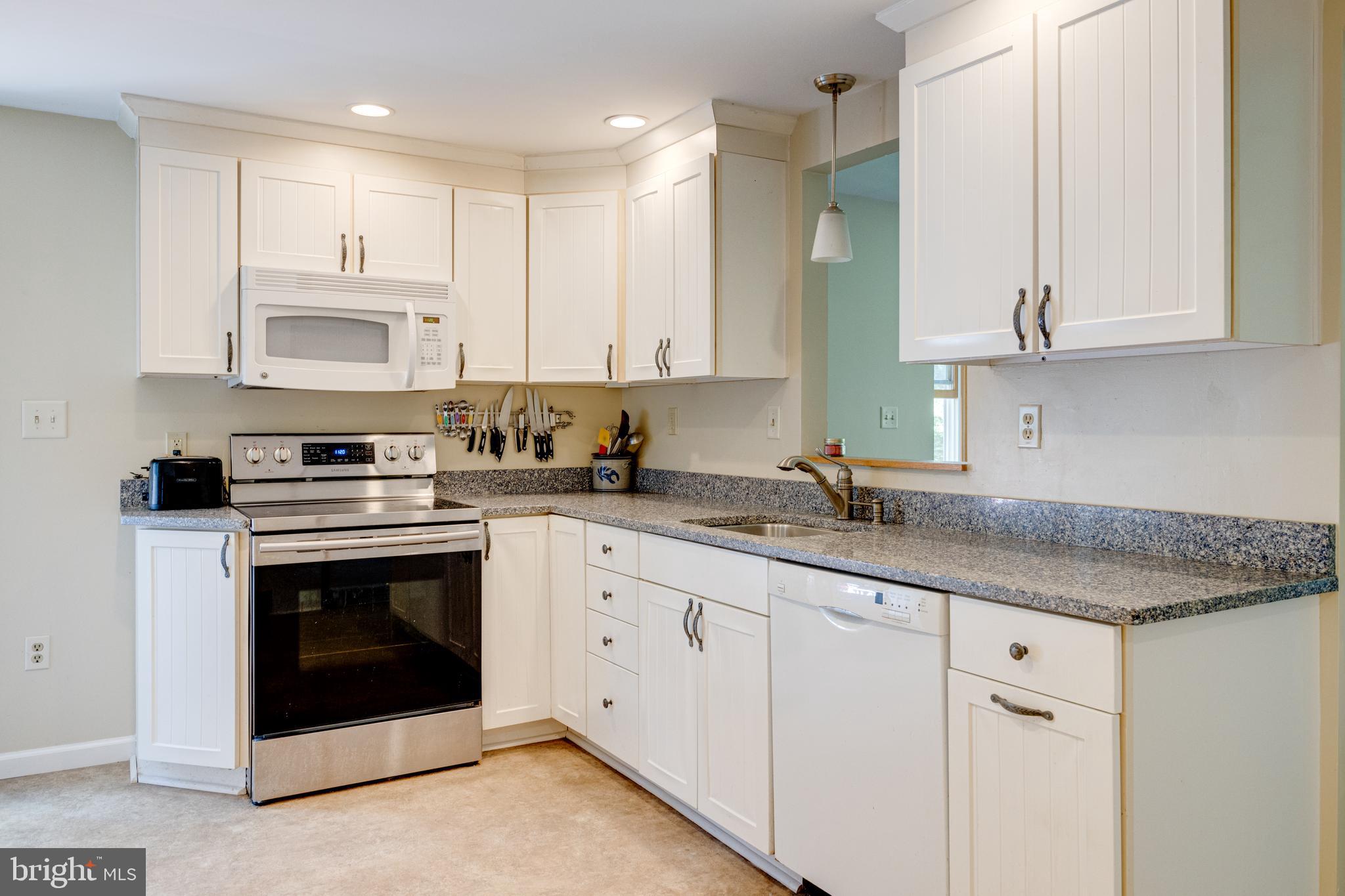 504 Hances Point Road North East, MD 21901 - Photo 6 of 24 Updated kitchen with quartz countertops