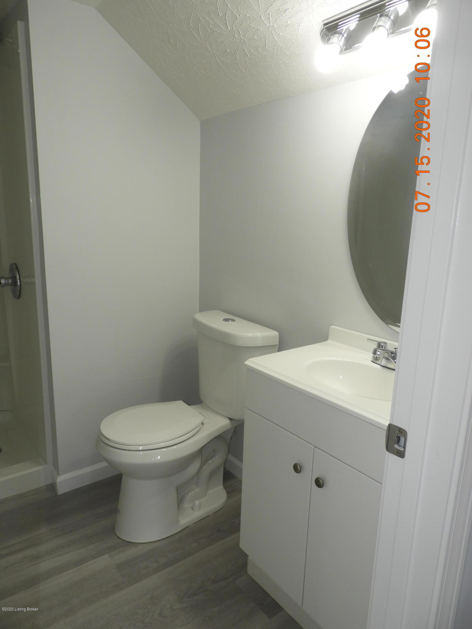 6680 Rutledge Road Louisville, KY 40258 - Photo 42 of 51 DSCN6838