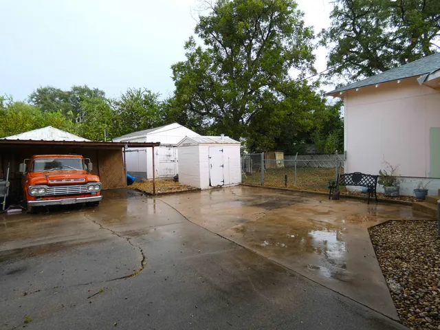 $349,000 | 301 East Sandstone Street, Llano, TX 78643