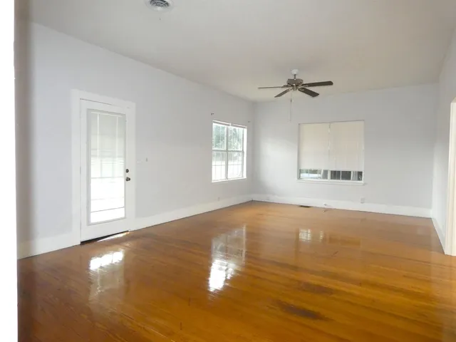 $349,000 | 301 East Sandstone Street, Llano, TX 78643