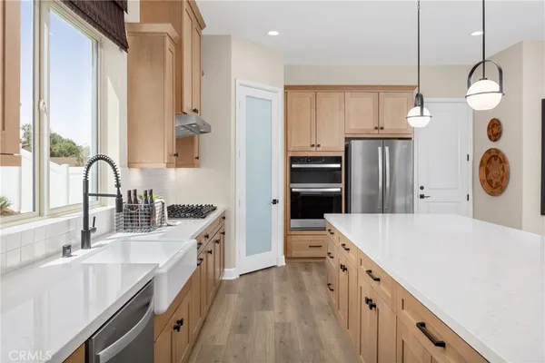 $1,099,990 | 1452 Moore Street, Redlands, CA 92374