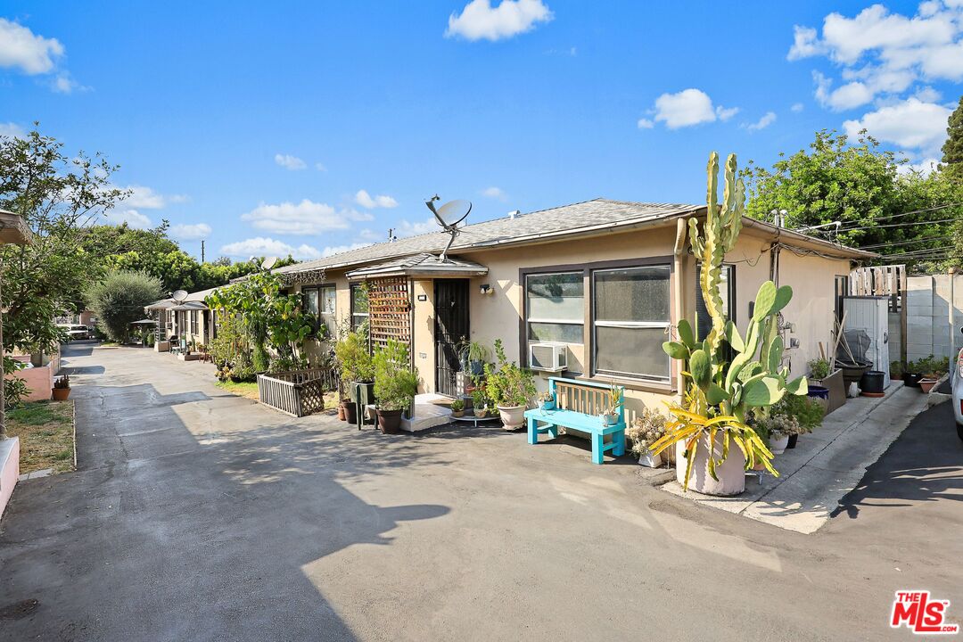 3214 Verdugo Road Los Angeles, CA 90065 - Photo 14 of 23 a view of a house with patio