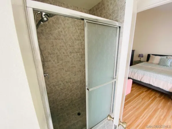 $4,800 | 8271 Caminito Modena, La Jolla, CA 92037