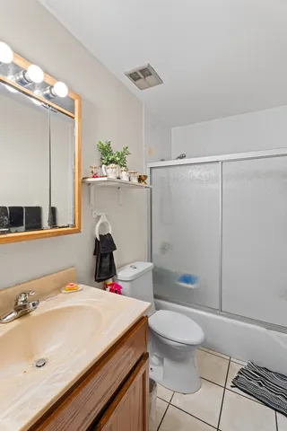 $125,000 | 1343 South Austin Boulevard, Unit 2W, Cicero, IL 60804