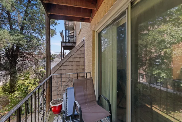 $125,000 | 1343 South Austin Boulevard, Unit 2W, Cicero, IL 60804