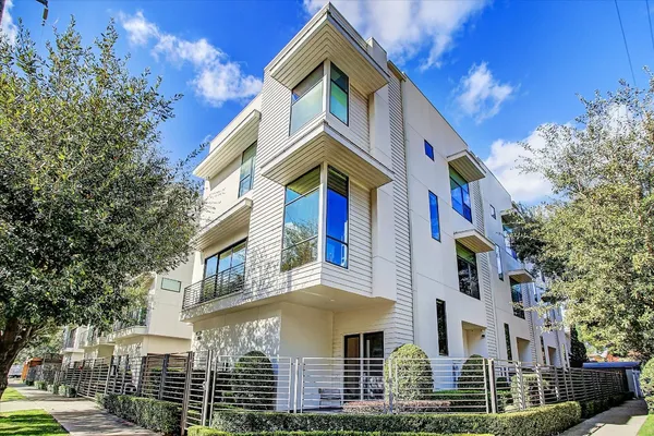 $4,000 | 1004 California Street, Unit 101, Houston, TX 77006