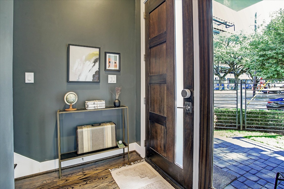 1004 California Street, Unit 101 Houston, TX 77006 - Photo 6 of 27 a view of an entryway door