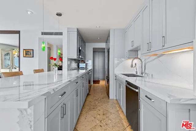 $1,595,000 | 2222 Avenue Of The Stars, Unit 2503, Los Angeles, CA 90067