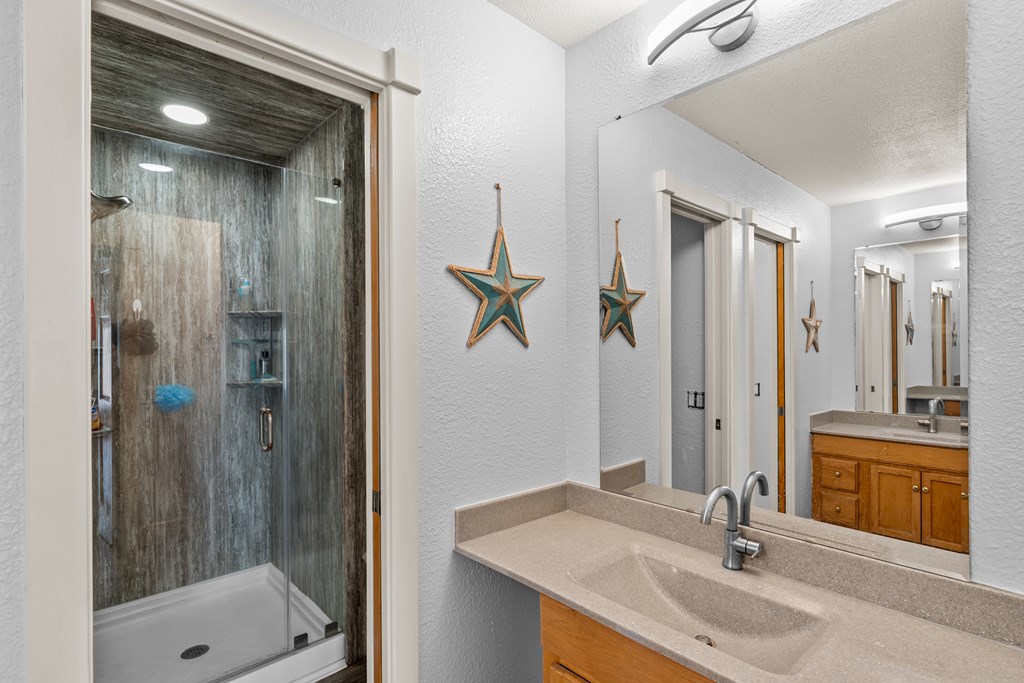 320 Spicer Loop Kerrville, TX 78028 - Photo 20 of 48