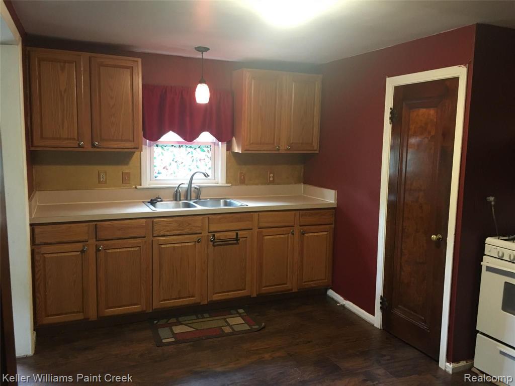322 Terry Avenue Rochester, MI 48307 - Photo 14 of 21