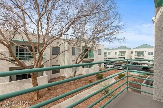 $1,200 | 7100 West Pirates Cove Road, Unit 2018, Las Vegas, NV 89145