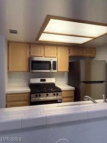 $1,200 | 7100 West Pirates Cove Road, Unit 2018, Las Vegas, NV 89145