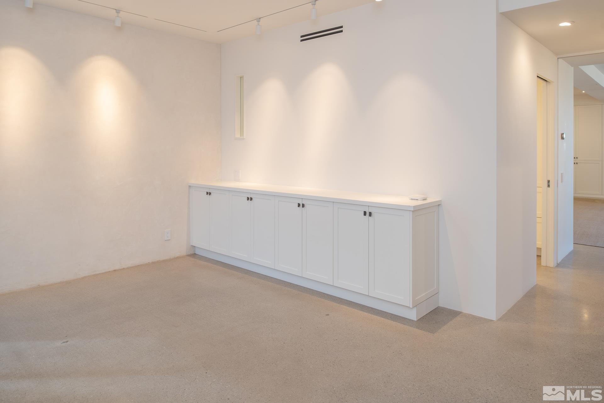 1200 Riverside Drive, Unit 1248 Reno, NV 89503 - Photo 31 of 40 an empty room with closet