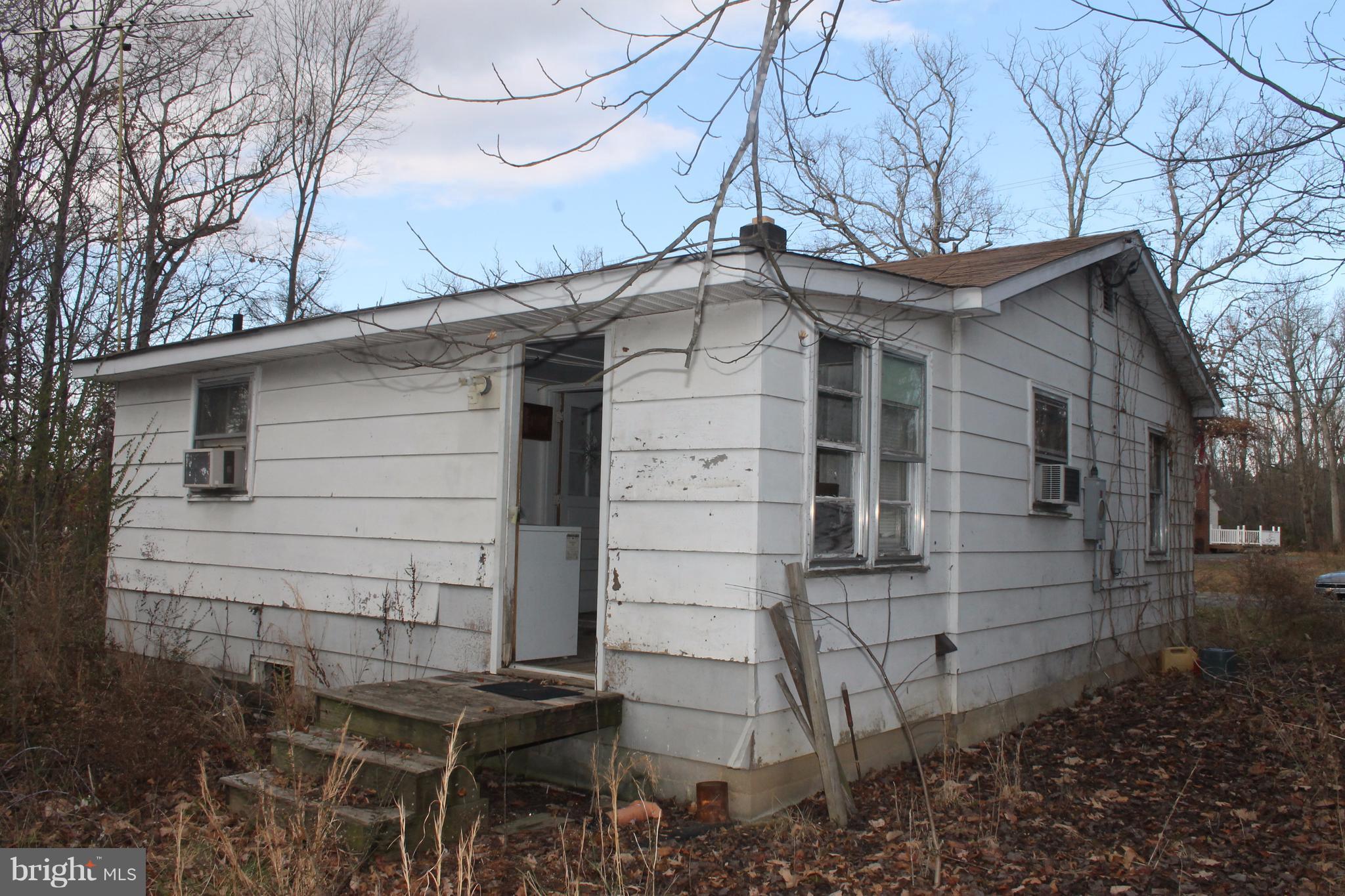 5221 Sumerduck Road Sumerduck, VA 22742 - Photo 6 of 21 Exterior (Rear)