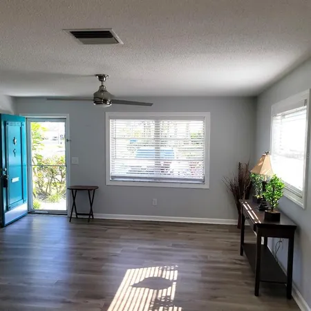 $280,000 | 4470 Mainlands Boulevard West, Pinellas Park, FL 33782