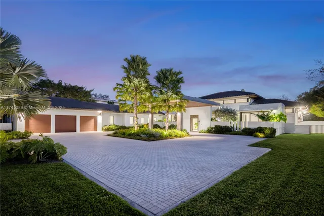 $8,750,000 | 6240 Southwest 116th Street, Pinecrest, FL 33156