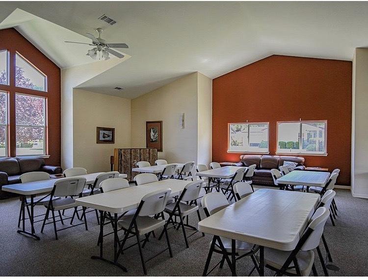 253 Cedar Ridge Drive Cave Junction, OR 97523 - Photo 9 of 11 meeting room