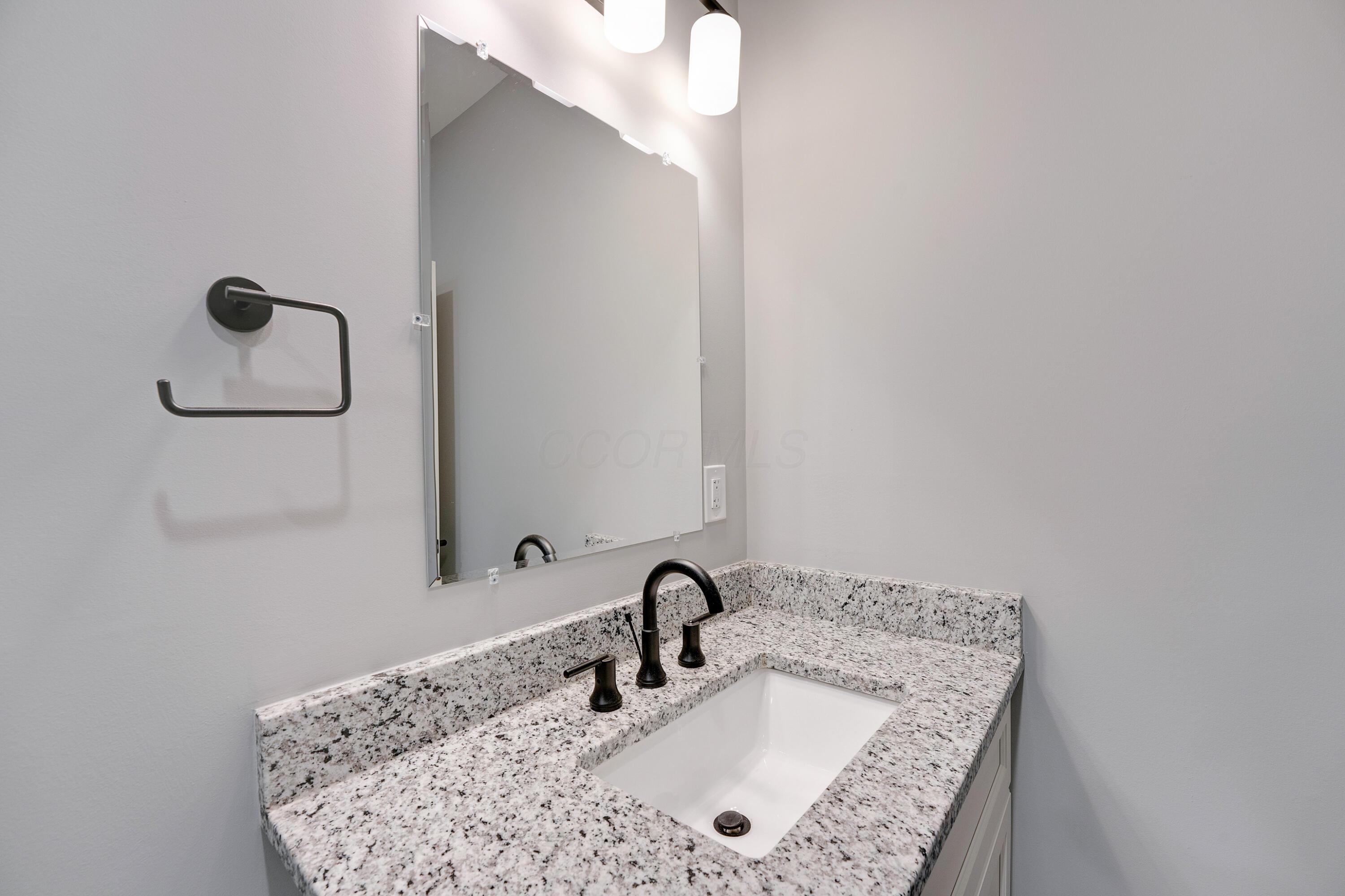 389-391 Berkeley Road, Unit 391 Columbus, OH 43205 - Photo 17 of 27 original (80)
