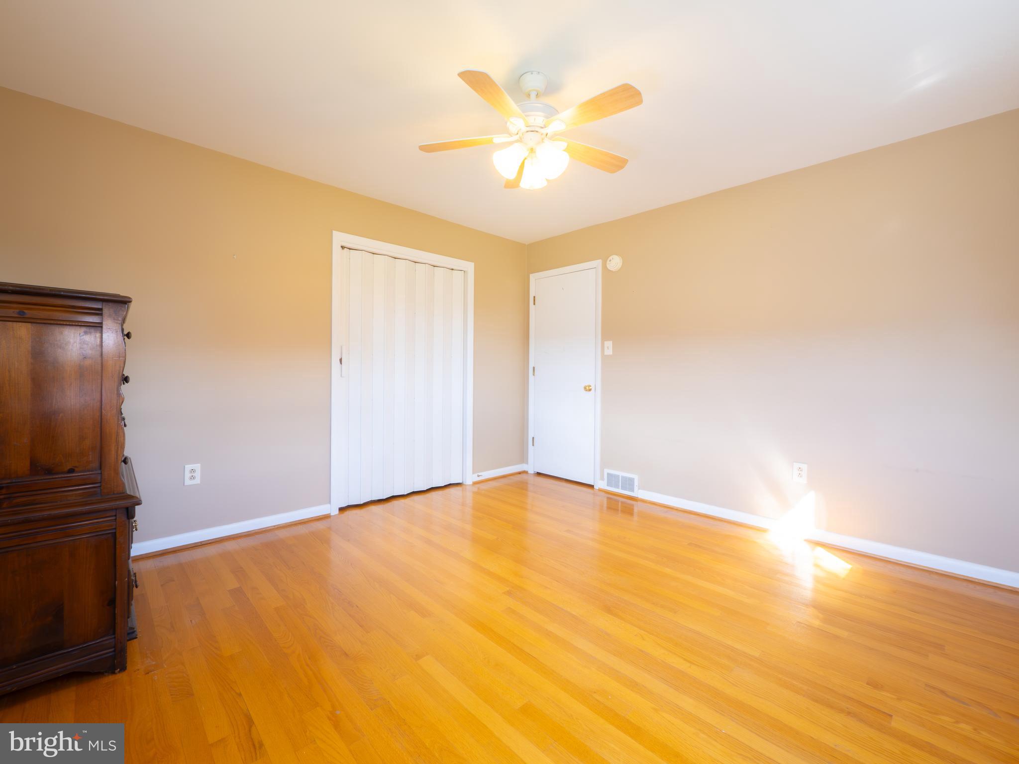 2521 Mt Hebron Road Strasburg, VA 22657 - Photo 43 of 59 First floor bedroom 3.