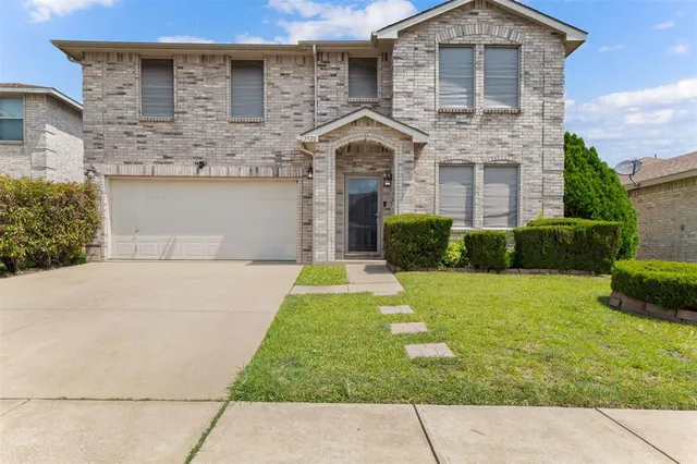 $315,000 | 3920 Golden Horn Lane, Fort Worth, TX 76123