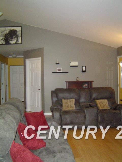 14840 Roe Road Hemlock, MI 48626 - Photo 6 of 18