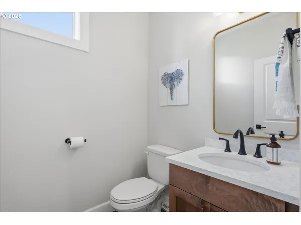 $624,900 | 2059 Southeast 176th Avenue, Portland, OR 97233