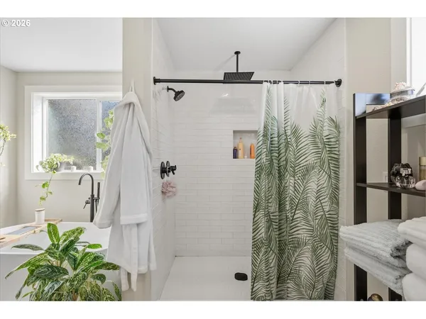 $624,900 | 2059 Southeast 176th Avenue, Portland, OR 97233