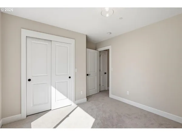 $624,900 | 2059 Southeast 176th Avenue, Portland, OR 97233