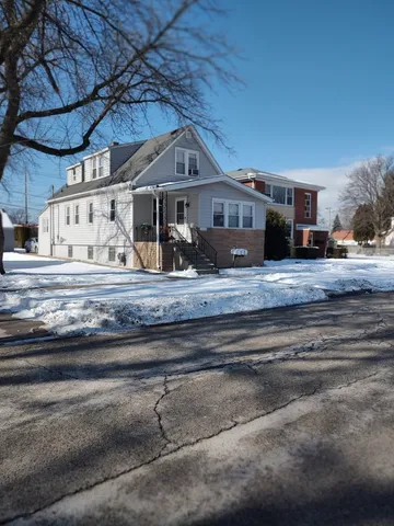 $1,100 | 1960 Illinois Street, Unit LOWERLEVEL, Des Plaines, IL 60018