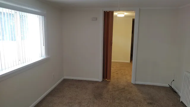 $1,100 | 1960 Illinois Street, Unit LOWERLEVEL, Des Plaines, IL 60018