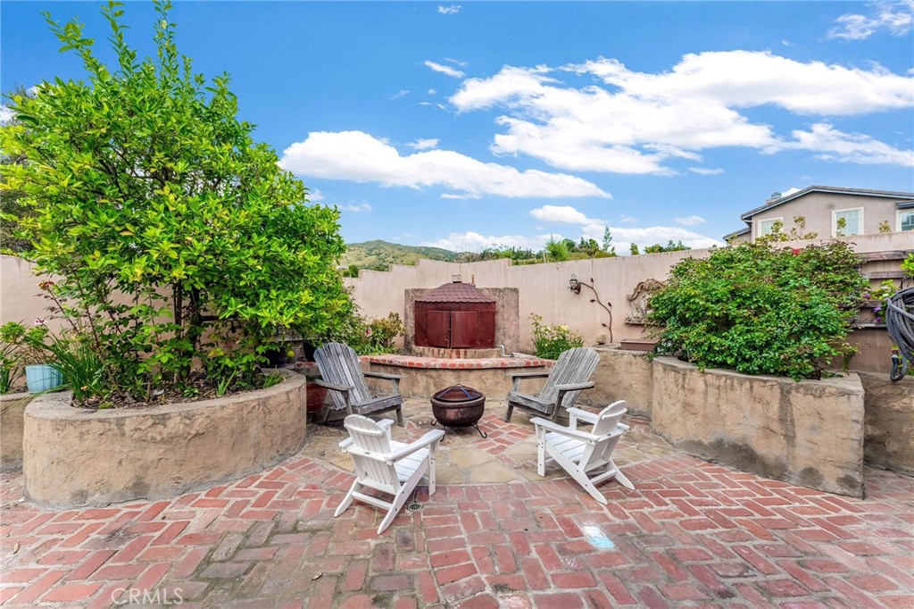 2269 Shady Oaks Road Glendora, CA 91741 - Photo 50 of 62 a view of backyard with seating space